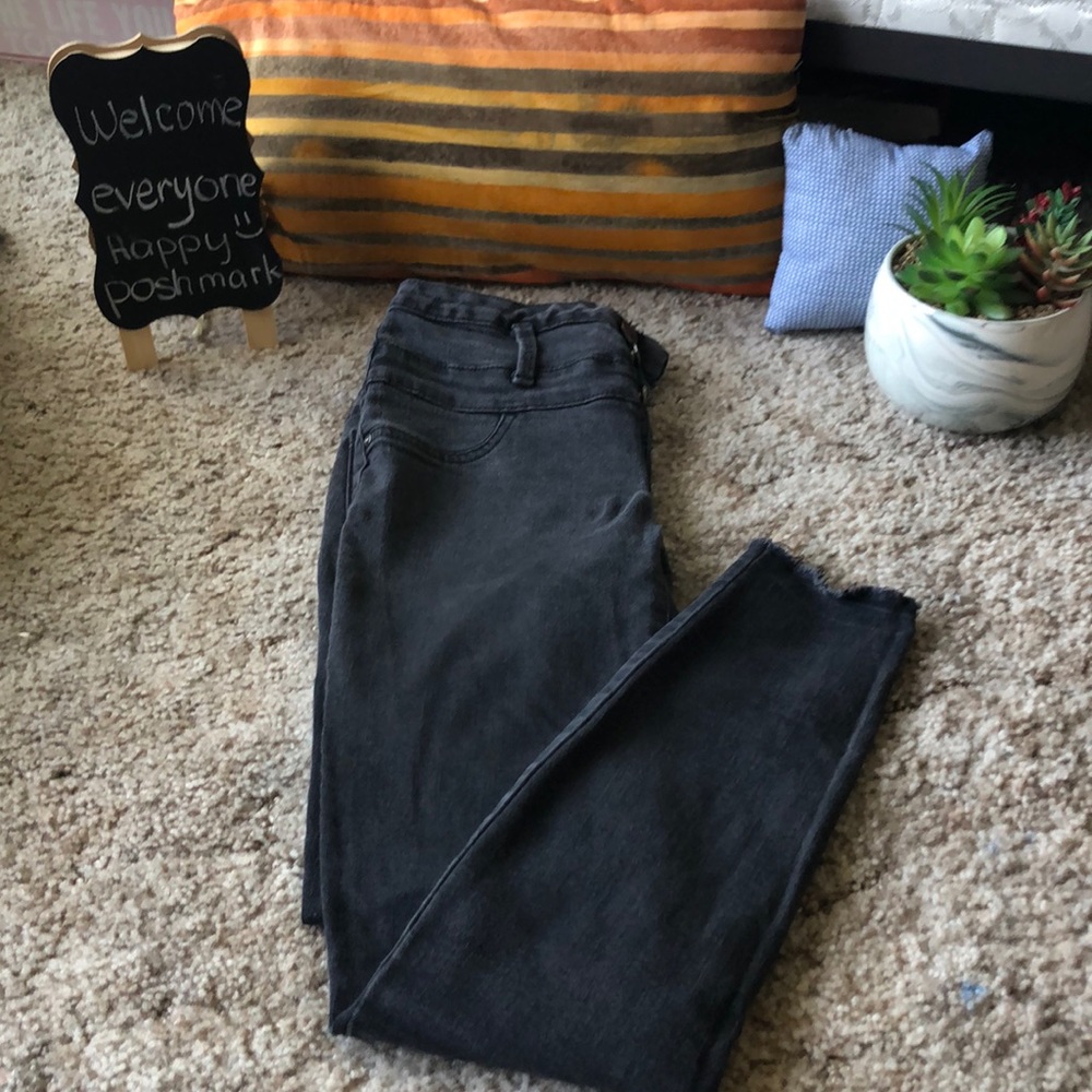 Black high waisted jeans